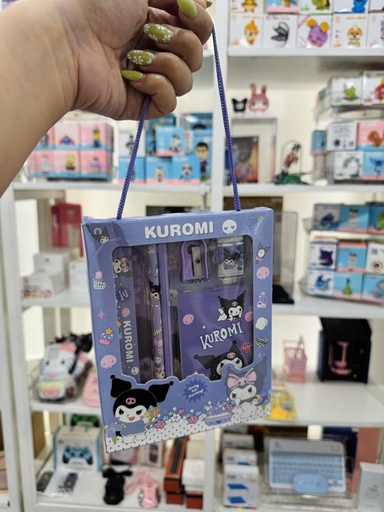 [SANR-00027] Kuromi set sanrio hello kitty de materiales para estudiantes, regla, 2 lapices, sacapunta, borrador y notas
